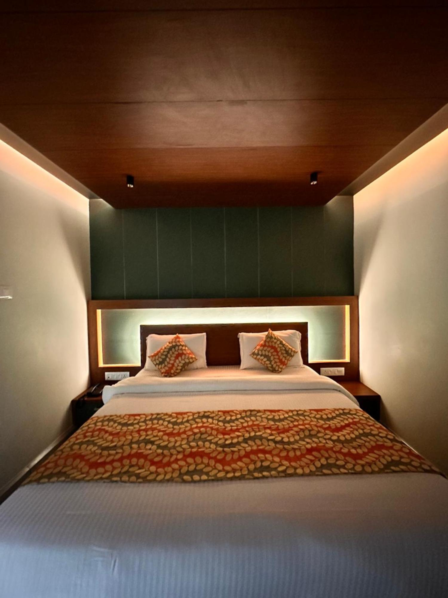 Hotel City Palace Ooty Luaran gambar